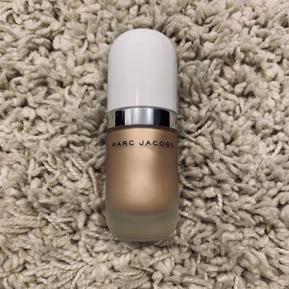 Marc Jacobs coconut liquid highlighter